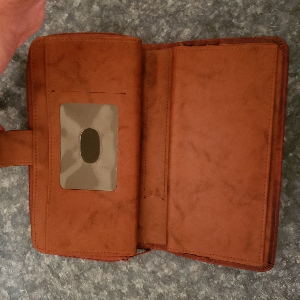 Wallet - Picture 3 of 5